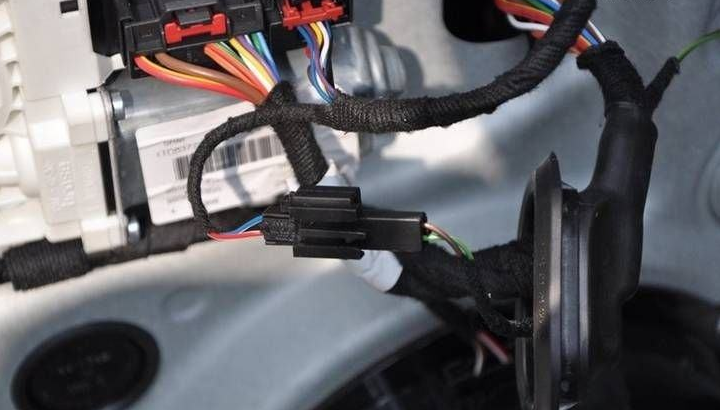 純干貨！汽車電線束中膠帶的應用與分析！